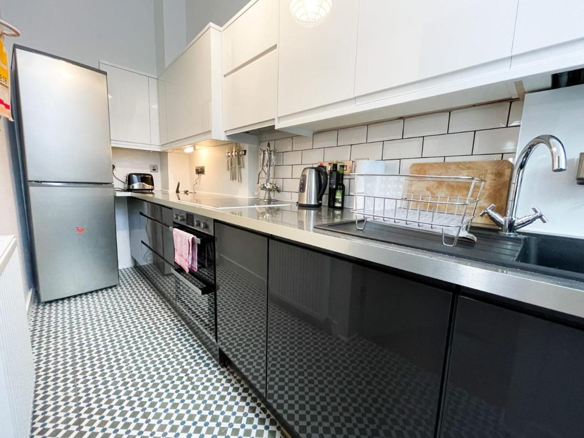 1 Bed Character Filled Glasgow Apartment ภายนอก รูปภาพ